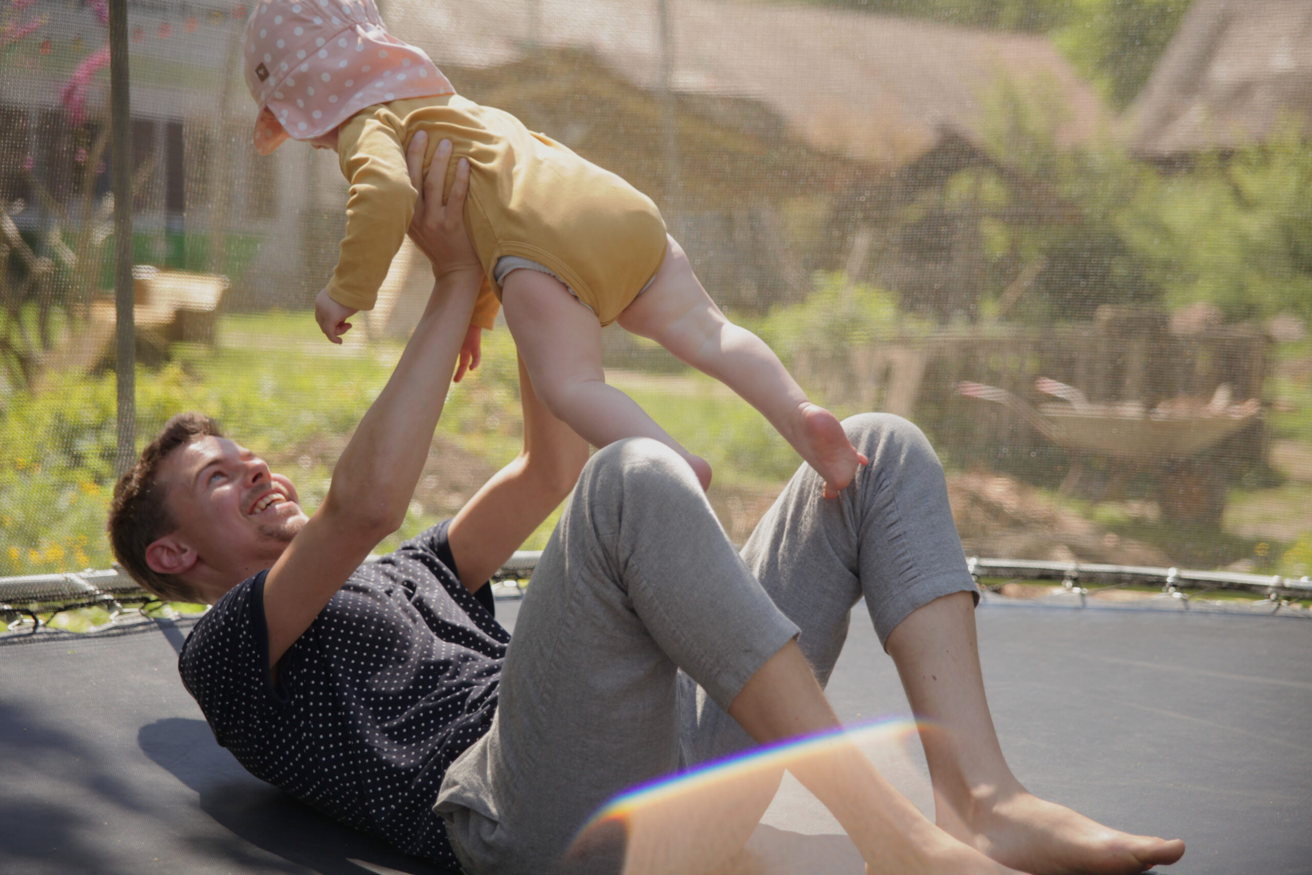 Auf dem Trampolin, Spaß mit Kindern